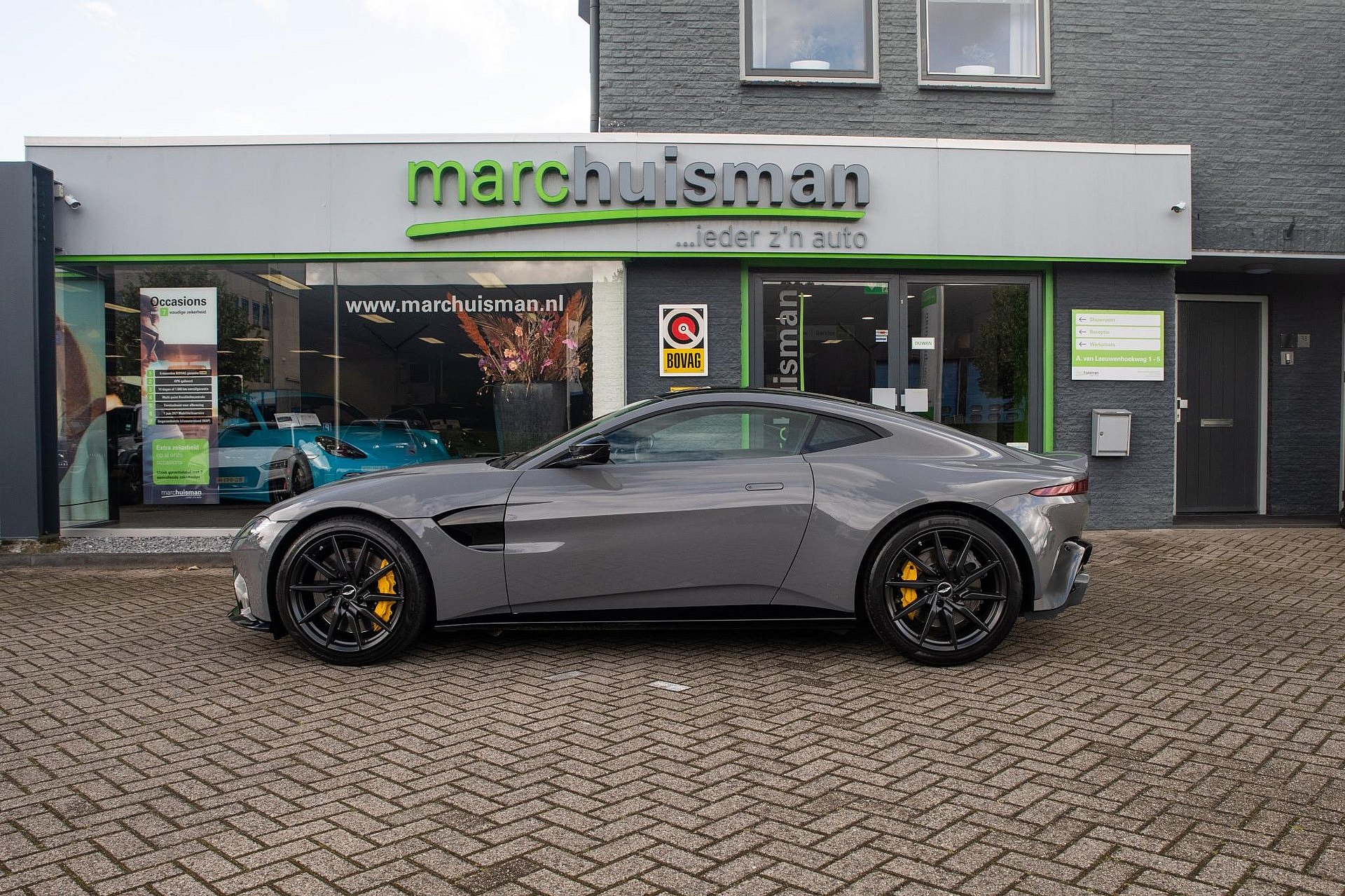 Aston Martin Vantage