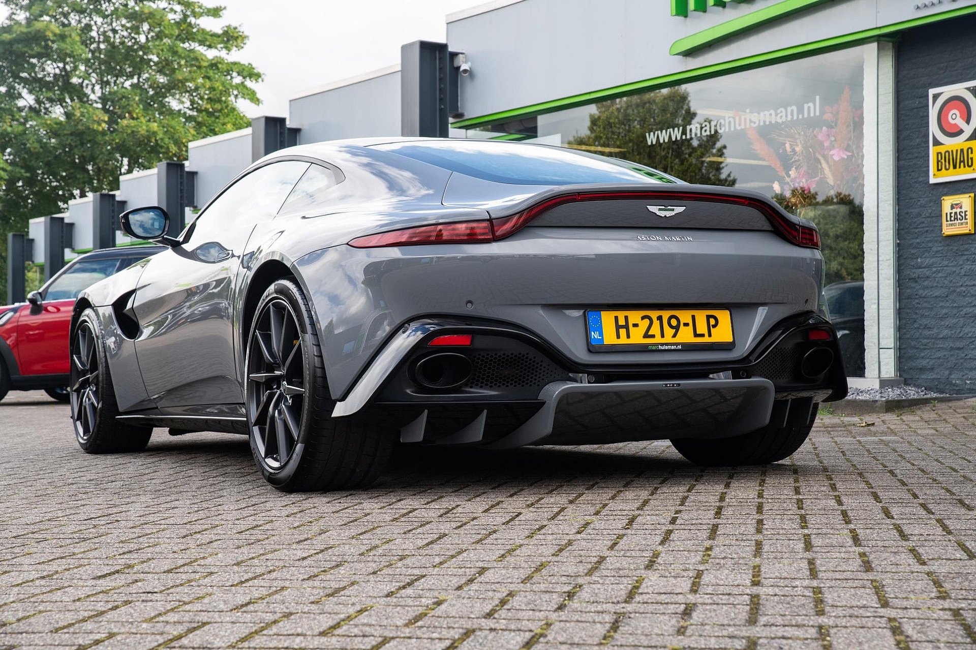 Aston Martin Vantage