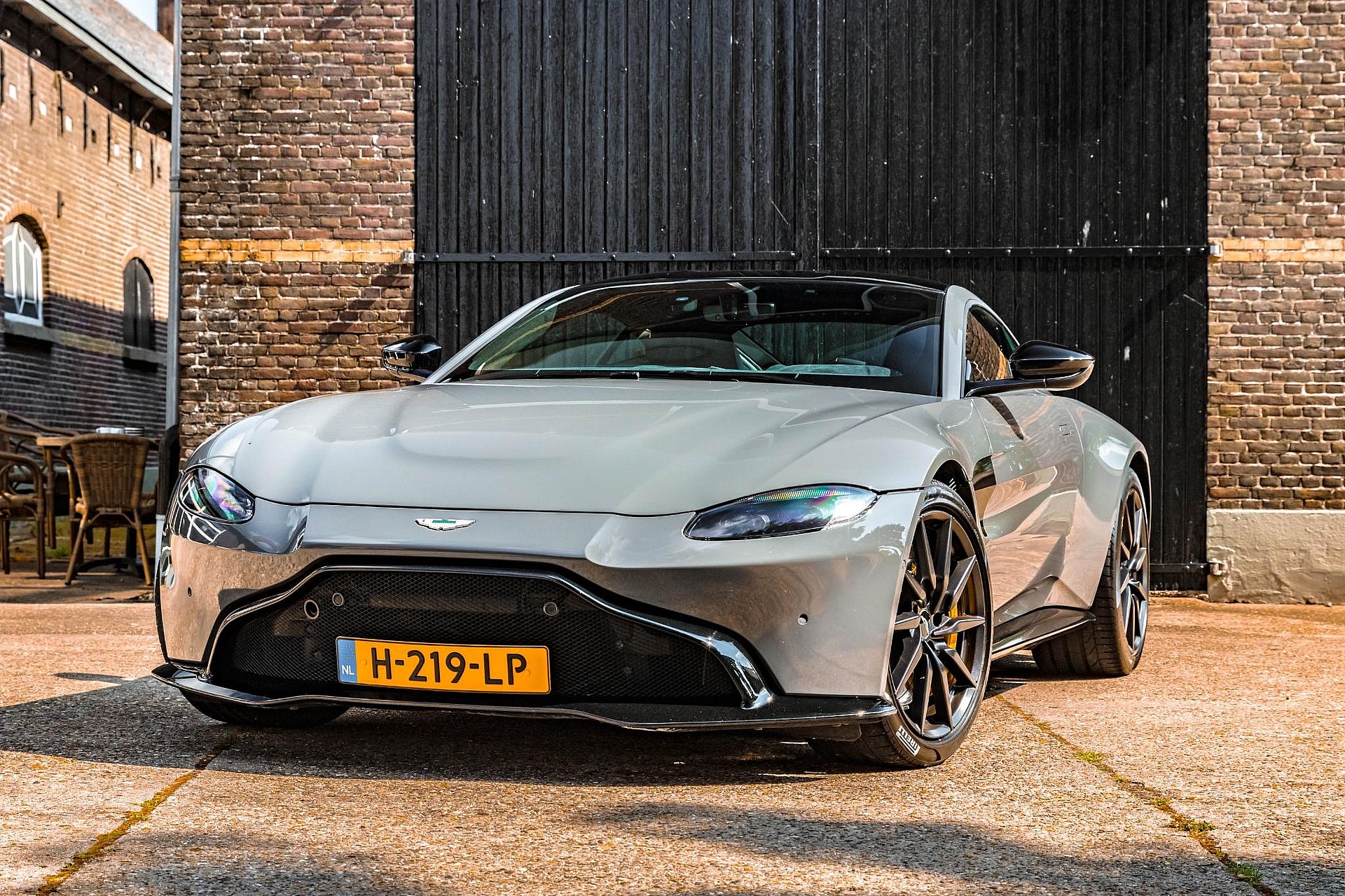 Aston Martin Vantage