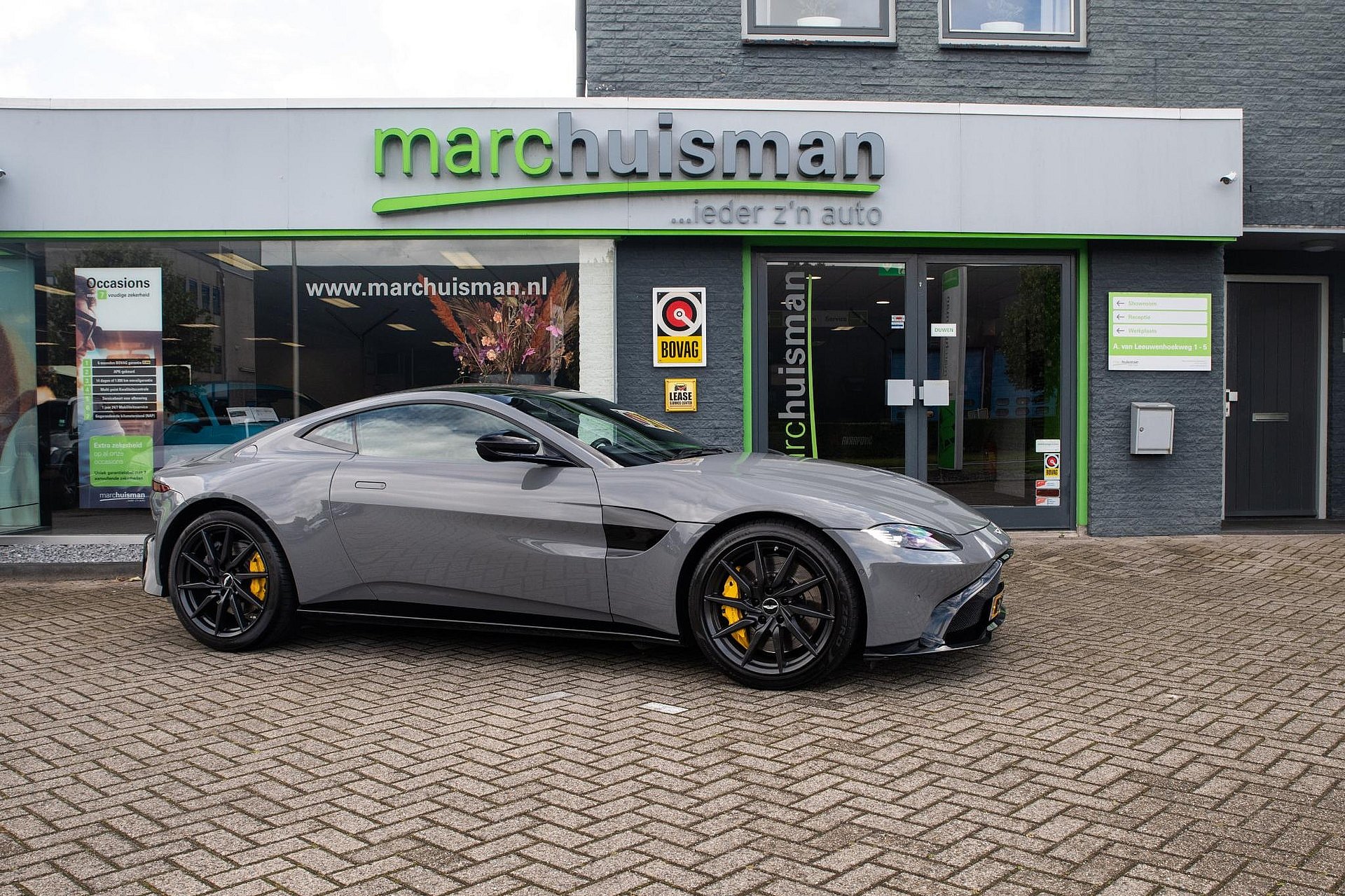 Aston Martin Vantage