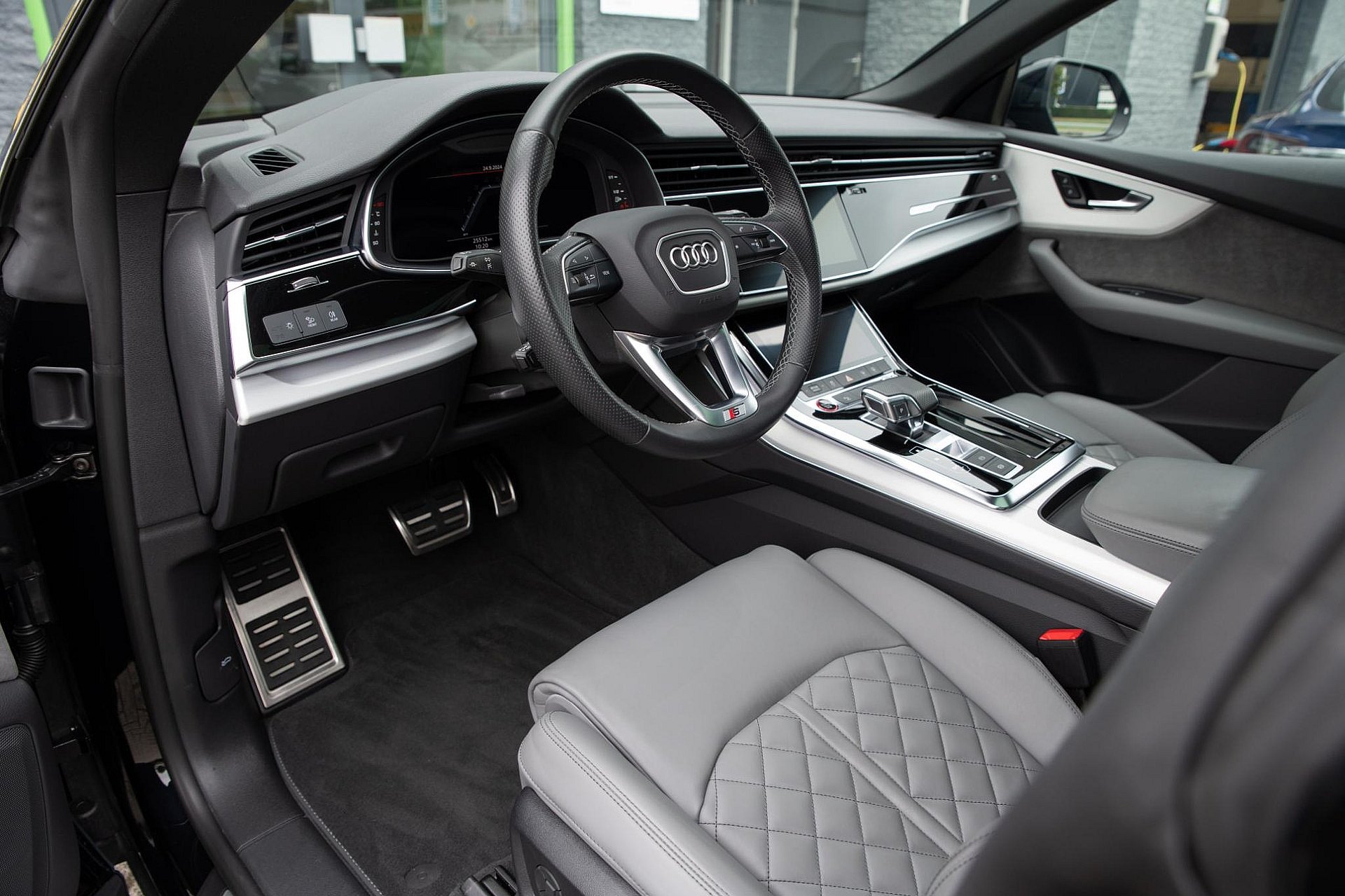 Audi SQ8