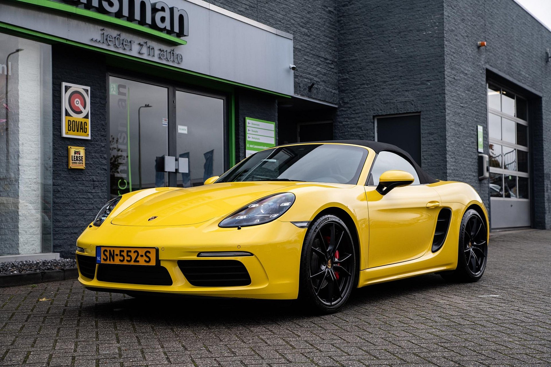 Porsche 718 Boxster S