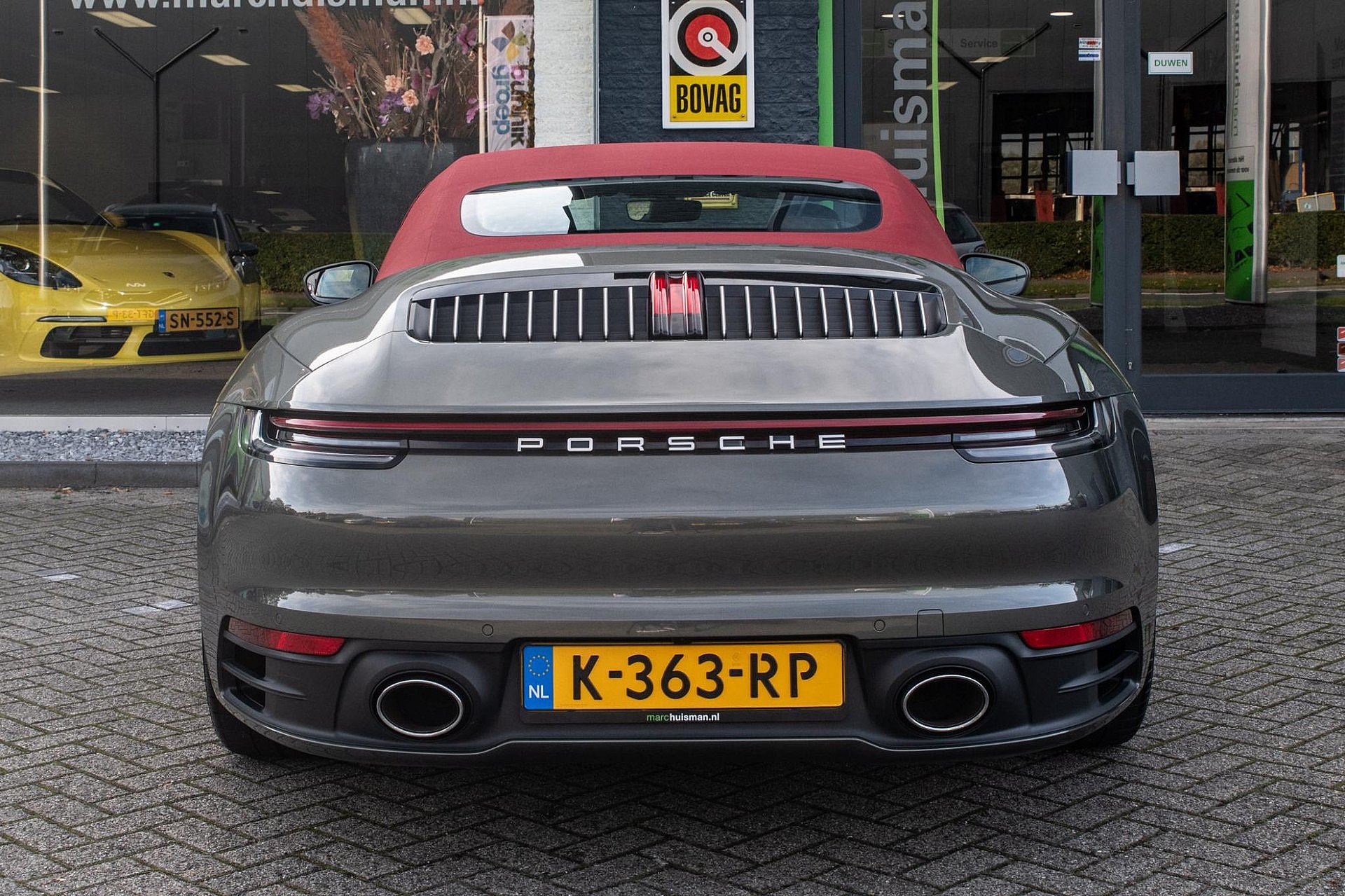 Porsche 911